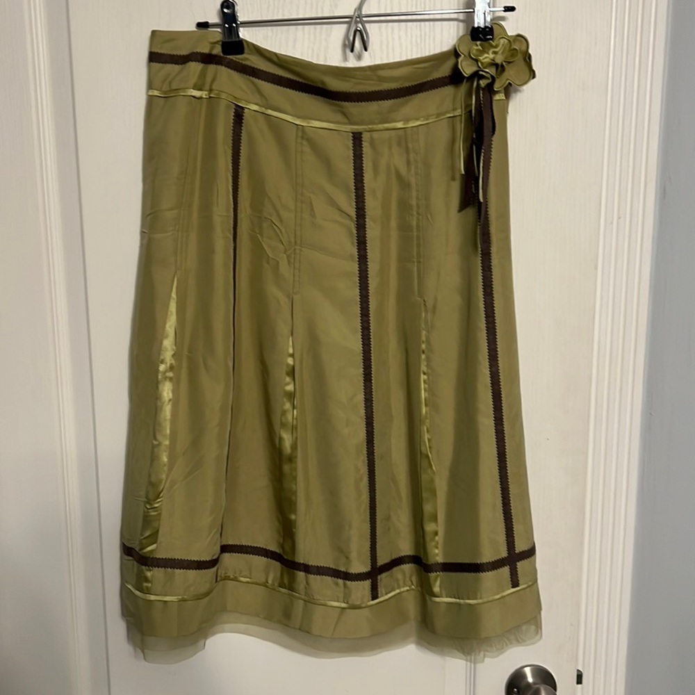 Light green skirt